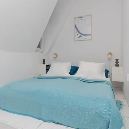 Bright Studio Praga Close To Pge Narodowy By Renters Appartement Varsovie